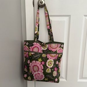 Like new medium size Vera Bradley Tote